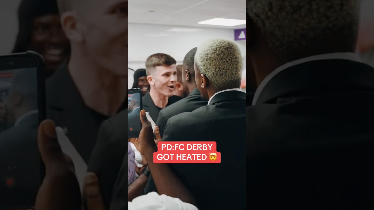 CRAZY CHANGING ROOM BEEF 🤯 #shorts #liverpool #manchester #funny