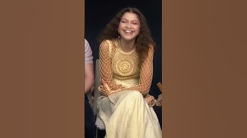 Tom Holland flirted with Zendaya mid-interview!