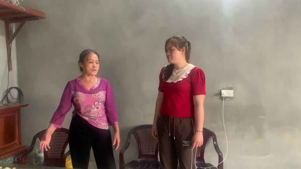 Tiến không ngờ bà quyển lại trở mặt thách thức với bà quế 