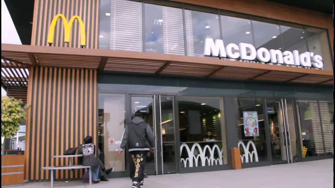 The Message Crew / McDonald's   Sur Place