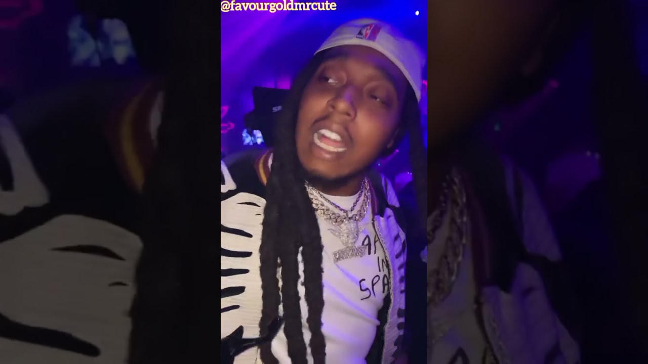 Take Off & Offset In the Club Vibing 