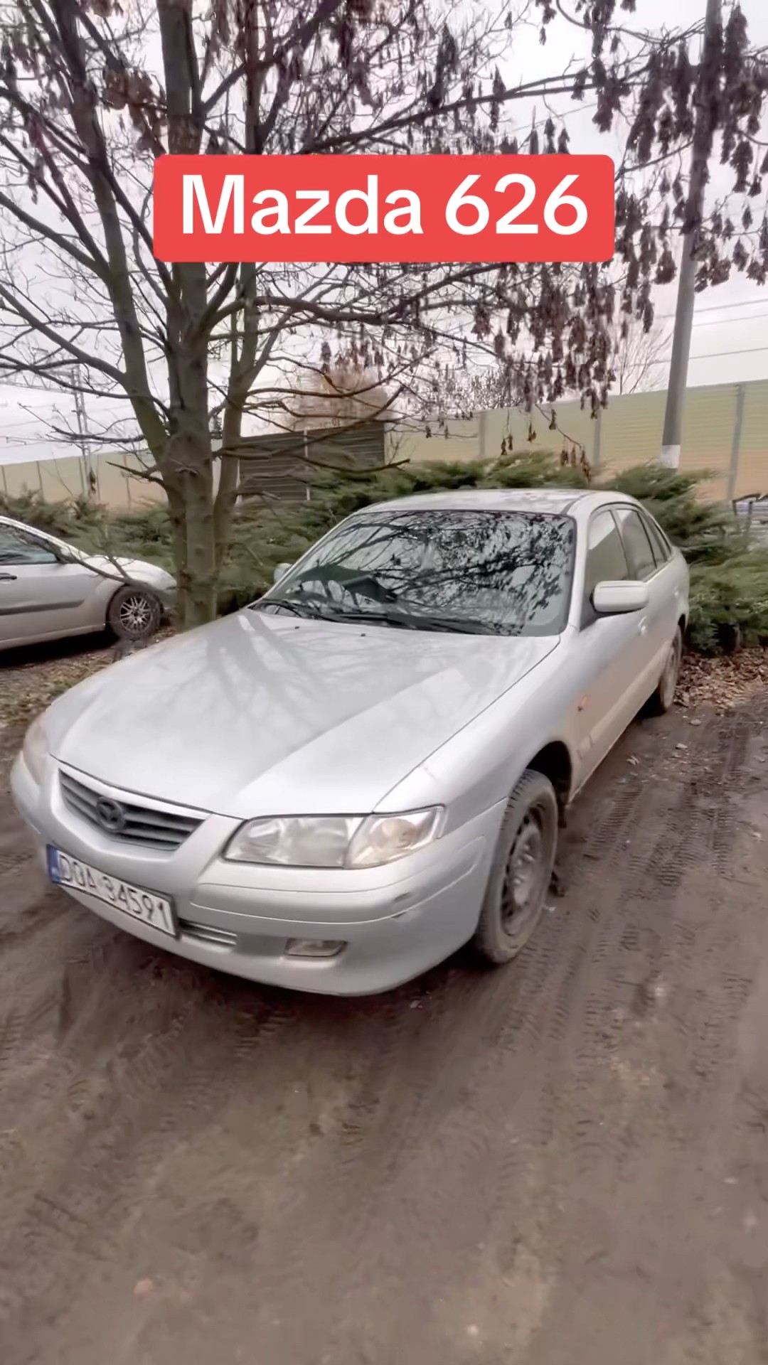 Monzee シルバーロバ The Mazda 626 is a good old Japanese creation with one big