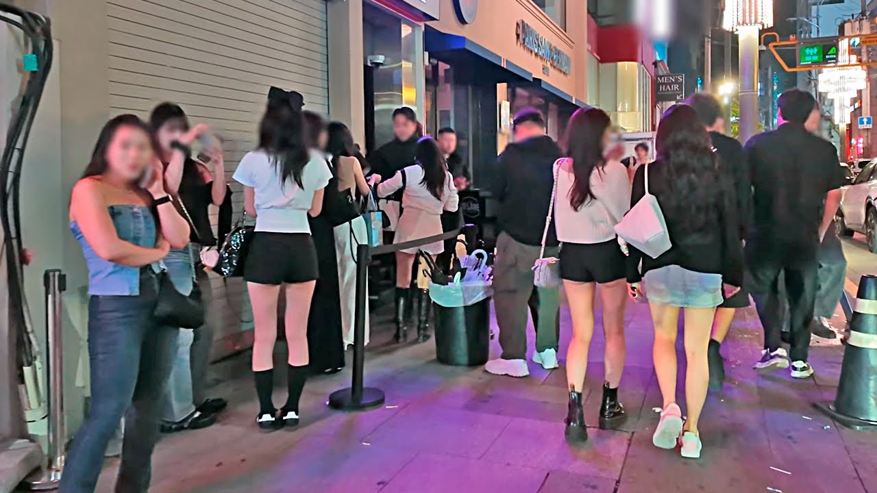 [4K SEOUL KOREA] 🔥🔥 퐌타스틱 시티 주말새벽 압구정클럽거리~ 압구정로데오~압구정4K 🔥🔥/Apgujeong#SEOUL/KOREA/K-City Walk