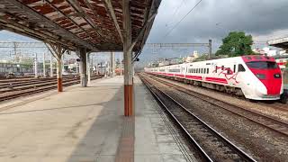127次TEMU2000型普悠瑪自強號列車 嘉義站快速通過(鳴笛)