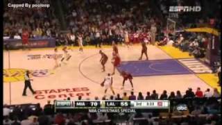 Triangle Offense: Pick and Roll