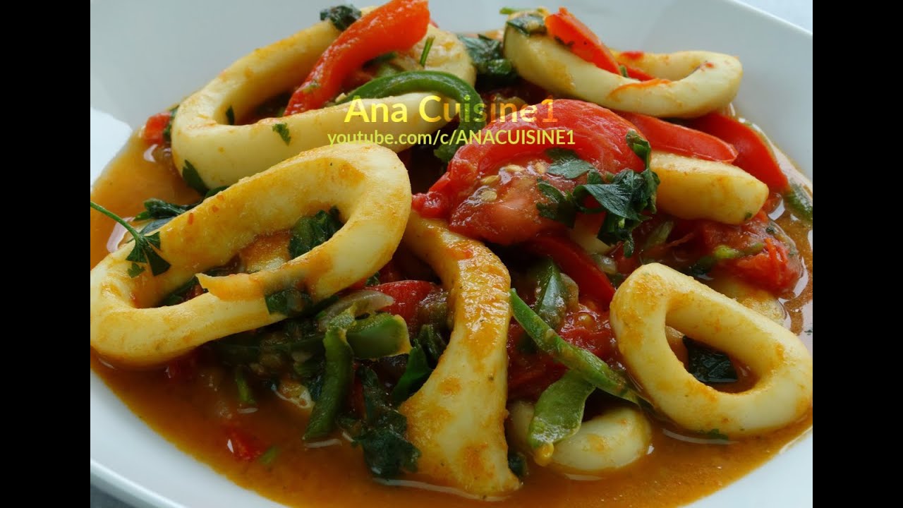 Délicieux plat des anneaux d'encornets et ses petits légumes, c'est un délice!