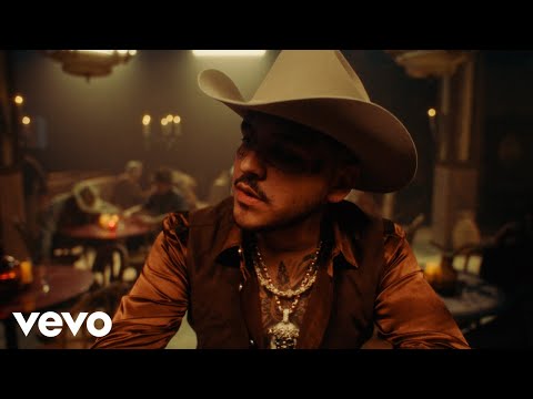 Christian Nodal - Un Cumbin Dolido (Video Oficial)