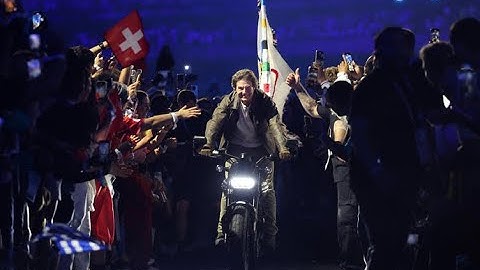 Paris Olympics Farewell: Tom Cruise Steals the Show!