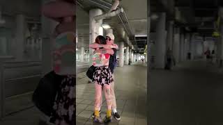 💘 This was their 1st time meeting after 15 years of being friends on RuneScape.