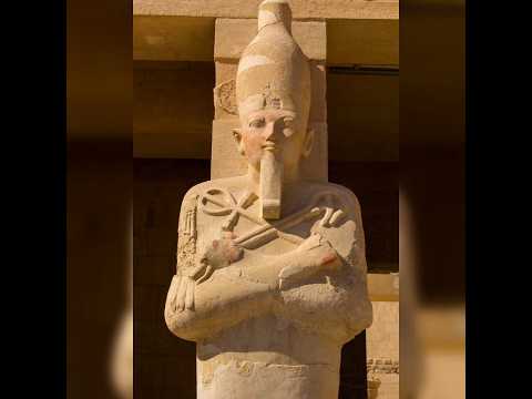 تماثيل الملكه حتشبسوت