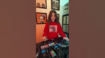 Thumbnail of Let the scratches do the talking 🎚️❤️  #scratchdj #scratch #djmichelle