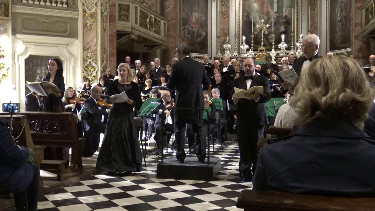 Mozart_Requiem_Benedictus YouTube