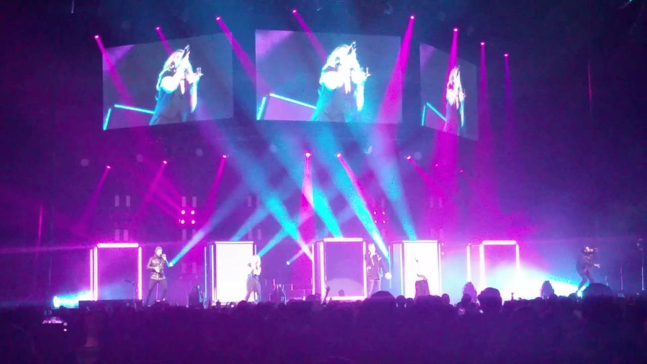 PENTATONIX live in Kansas City: "No!" (Meghan Trainor cover)