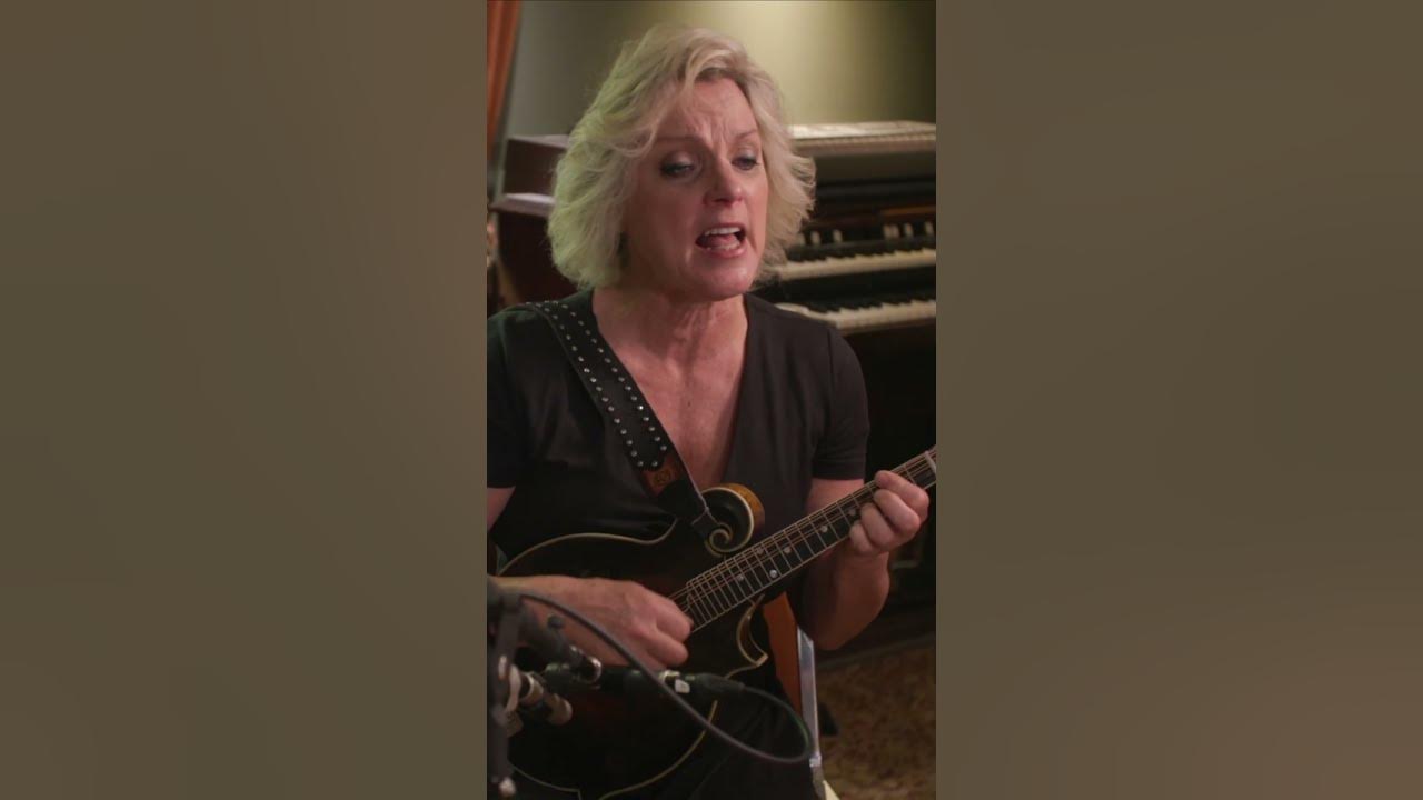 Would You Like to Buy Some Flowers - Conrad Fisher feat. Rhonda Vincent