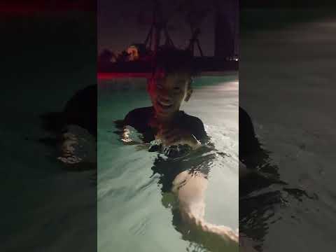 🤽ว่ายน้ำบนสระน้ำคอนโด🛫🛩️วิวสนามบินดอนเมือง