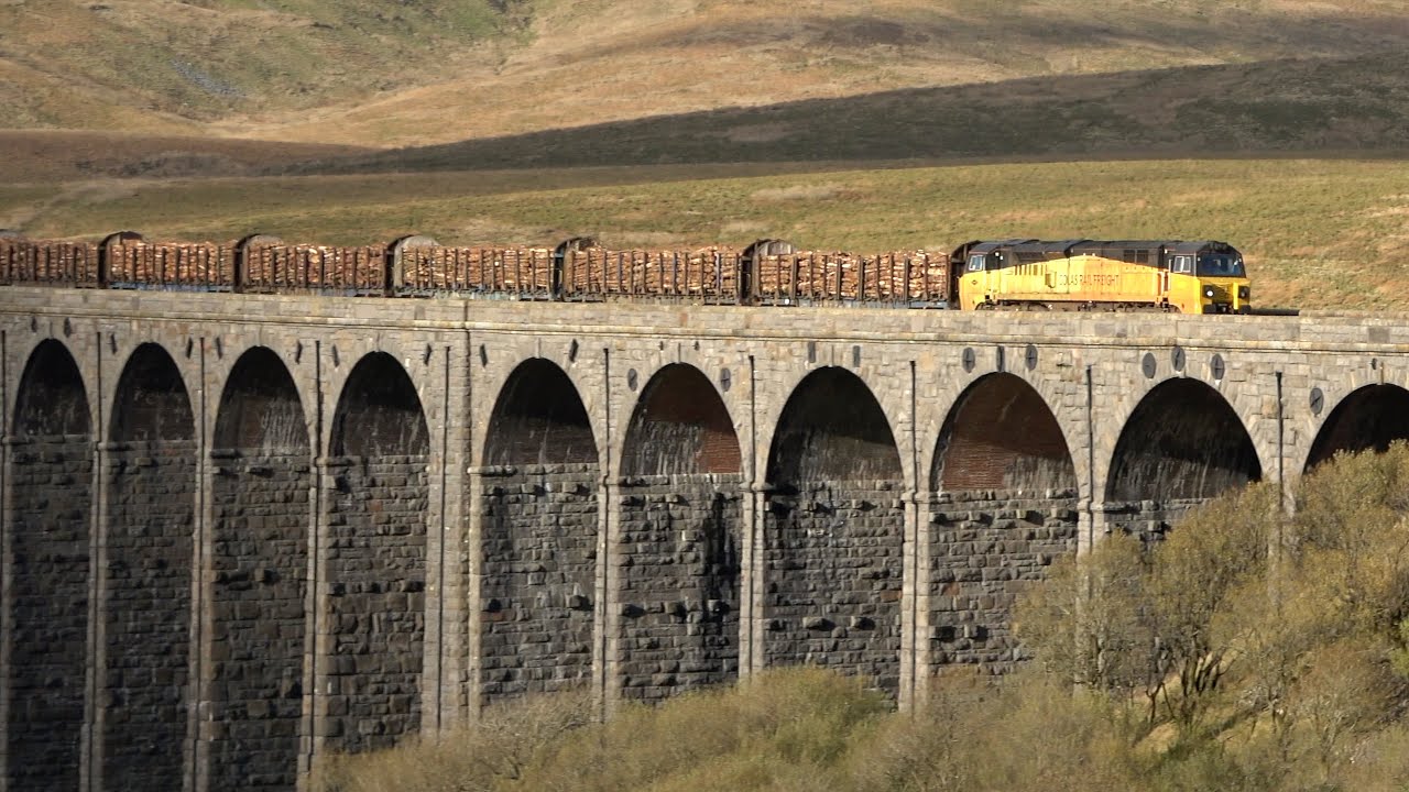 Carlisle and Ribblehead Train Variety  The Worst Paintwork on a 56! 22 & 23 Oct 25