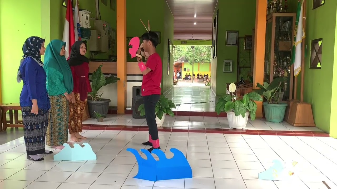 ANDE ANDE LUMUT XII-5 SMAN 16 KOTA SEMARANG