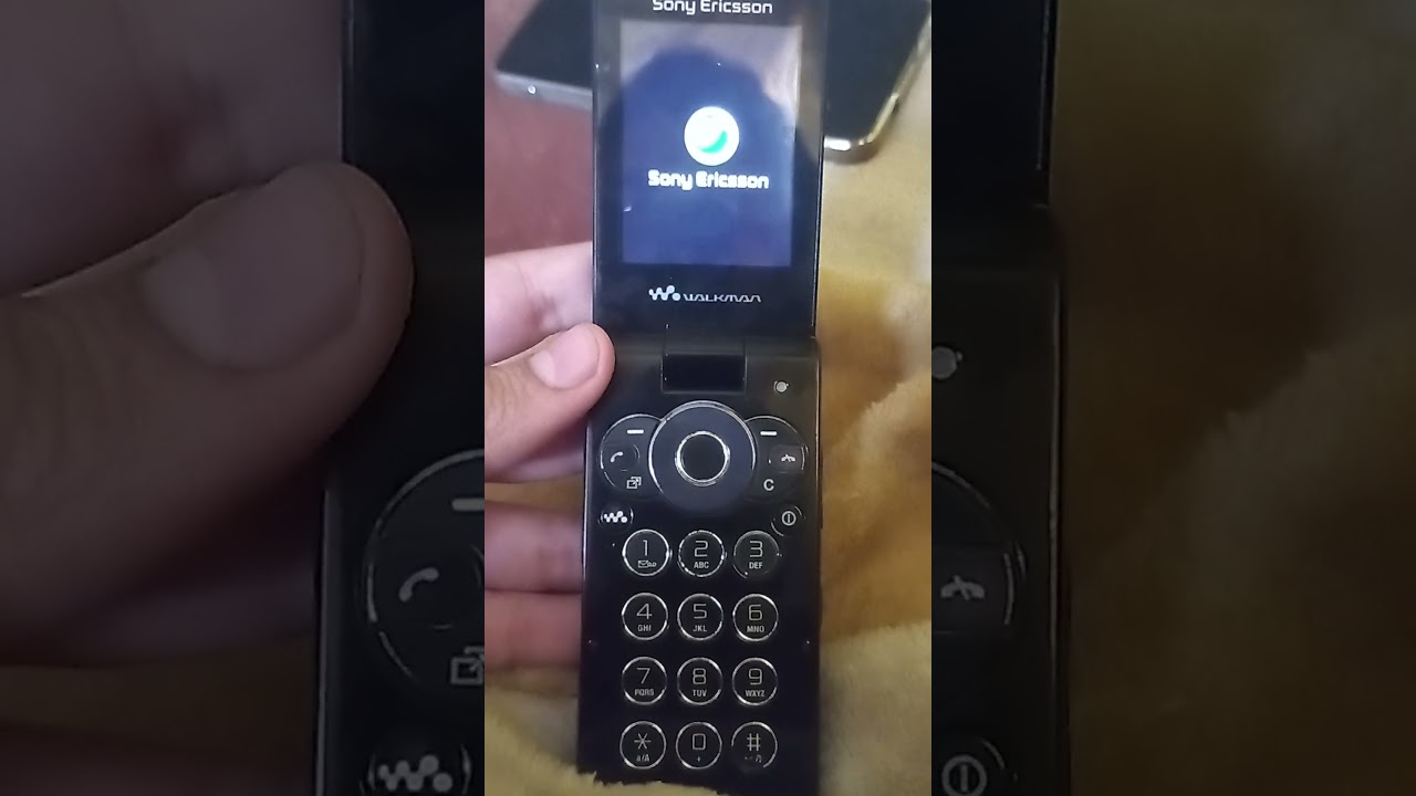 Sony Ericsson W980i SU/SD (Claro) Year: 2007