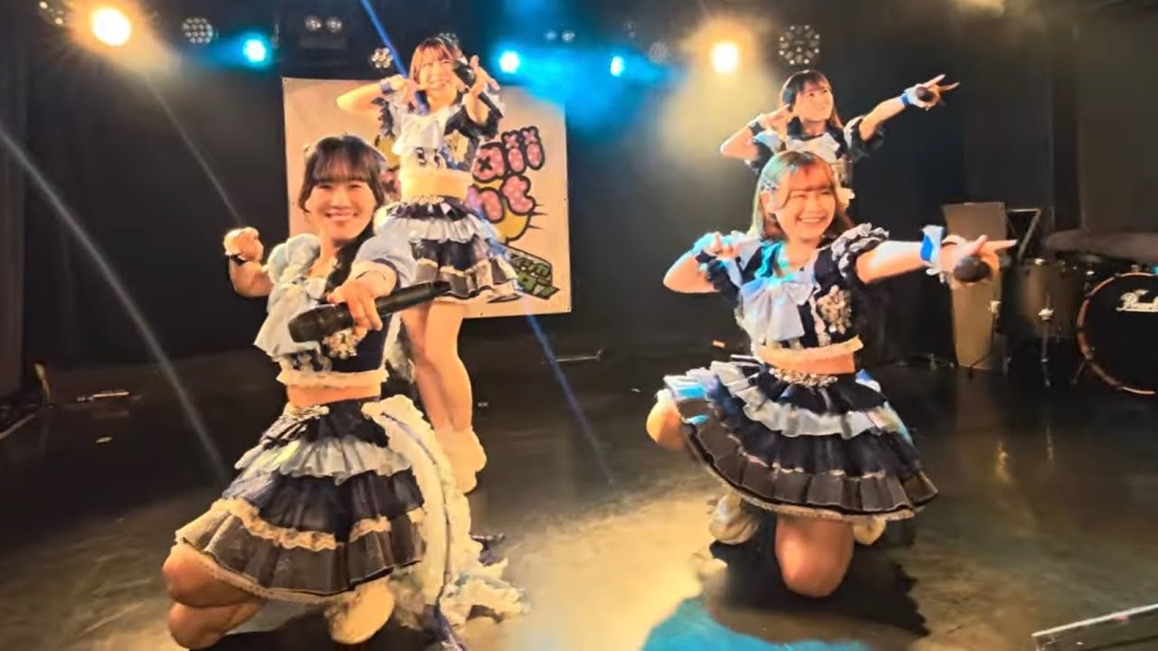 260912+Alpha『KaWaiiNight』 - YouTube