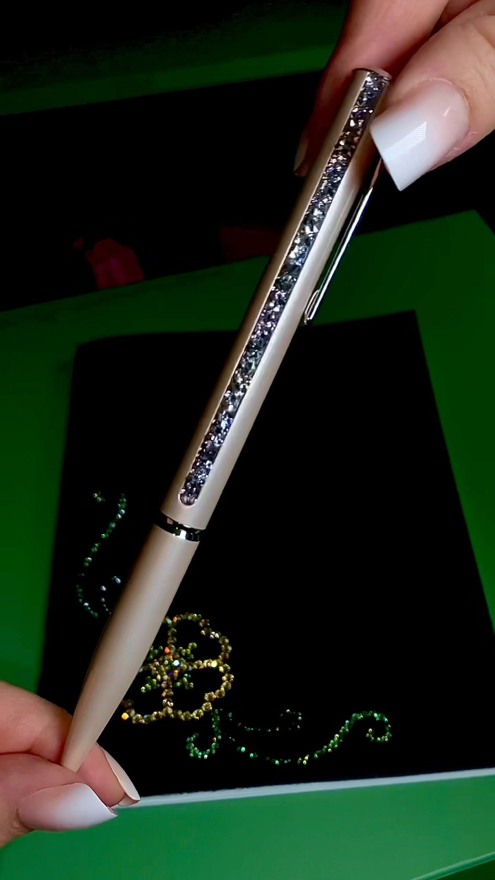 希少激レア⭐︎SWAROVSKI Active Crystals USBペン⭐︎ We're bringing you new Swarovski pens! - YouTube