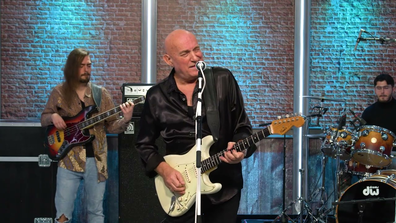 Zed Mitchell-Last train