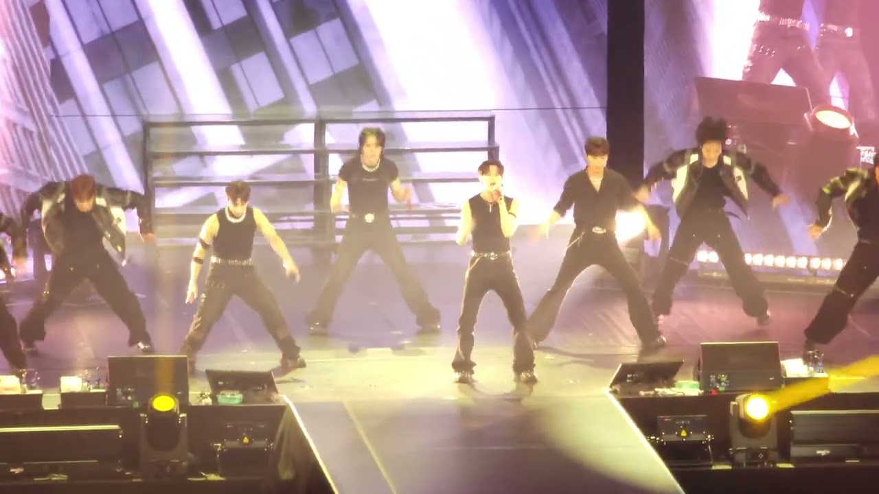 250927 HIGHLIGHT RIDE OR DIE TOUR IN KUALA LUMPUR - SAD MOVIE