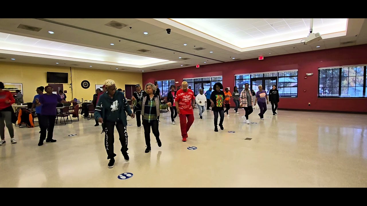 Let's Get It On Line Dance - YouTube