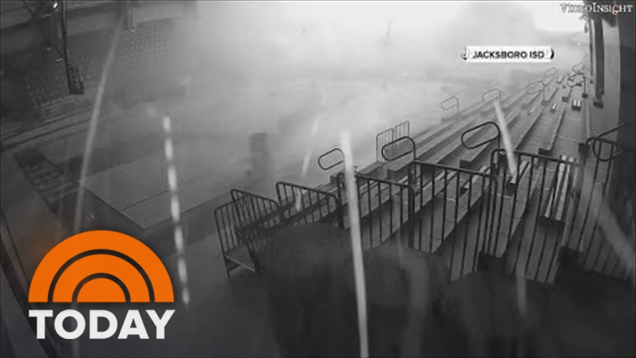 Destructive Storms, Tornadoes Sweep Across The South - YouTube