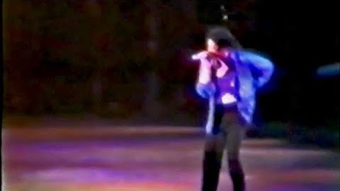 Michael Jackson - The Way You Make Me Feel | Dangerous Tour in Monza, 1992 (HQ)