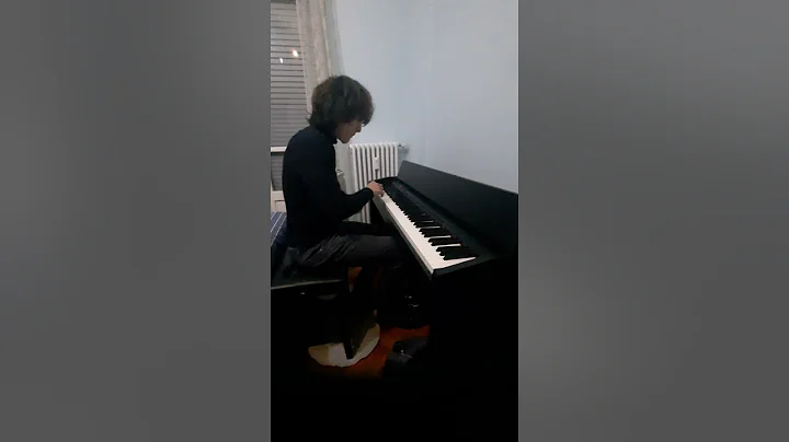 Back in Black ACDC piano esecuzione