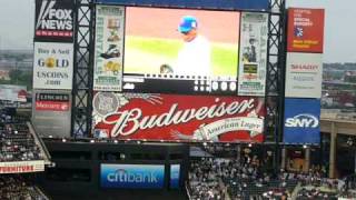 Livan Hernandez Warming Up