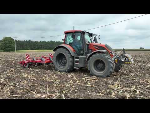 Głęboka uprawa Valtra N135 + Horsch Terrano 3 FX