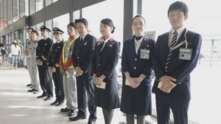 ９年ぶり新制服に衣替え 日航「身が引き締まる思い」