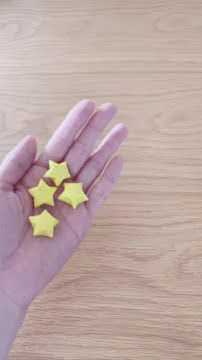 【簡単折り紙】ころころ可愛いお星さま 工作 / DIY How to make a lucky star.　#shorts