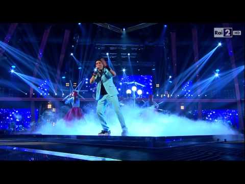 The Voice IT | Season 2 | Live 3 | Valerio Jovine sings "Una carezza in un pugno"