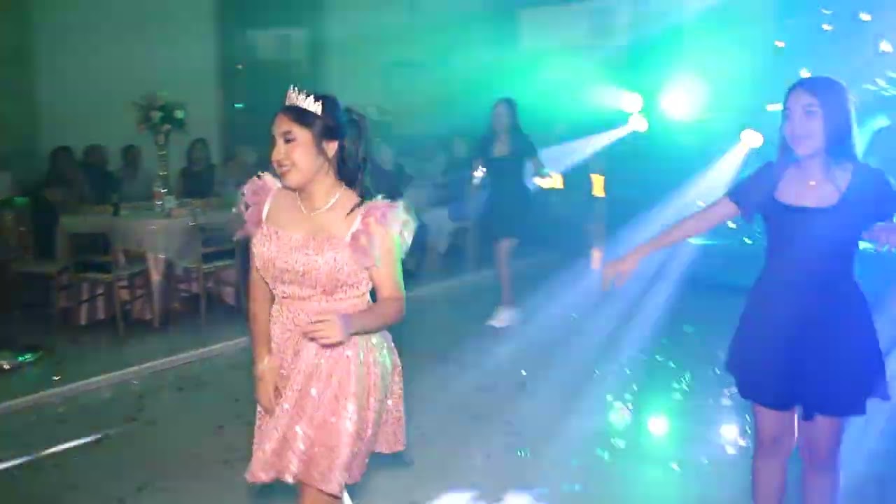 12 BAILE SORPRESA NAYELI