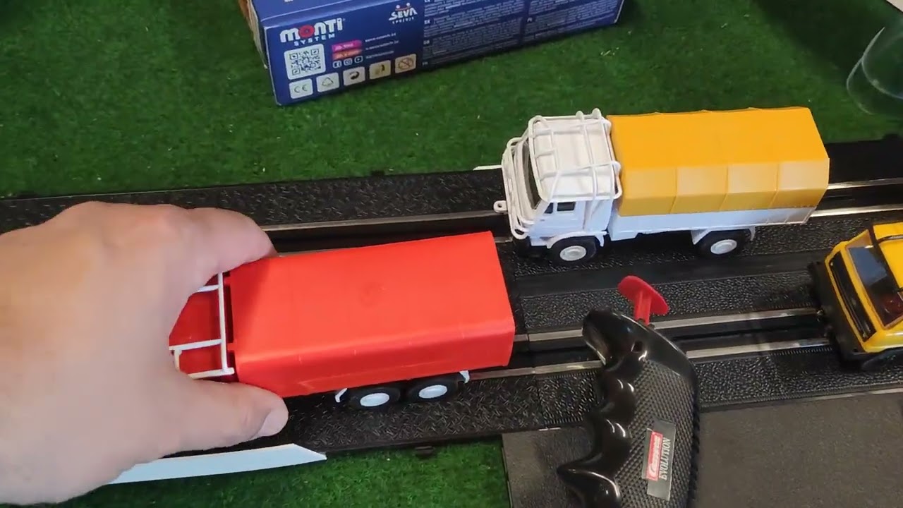 Tatra Monti system na retro autodráze ites. Restoration slot car.