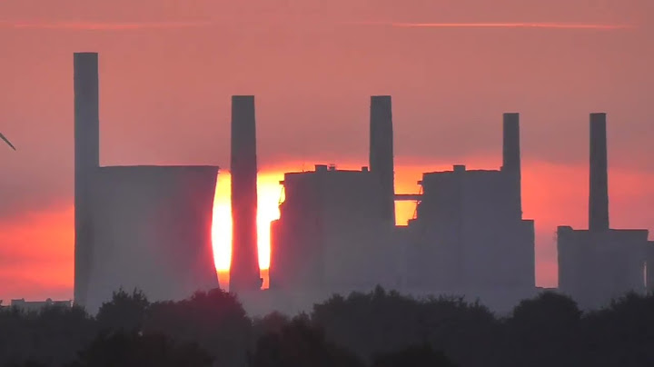 Optimal sunrise over RWE Neurath with halo effect