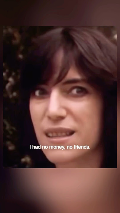 Patti Smith says she was happy when she was poor & living in the streets