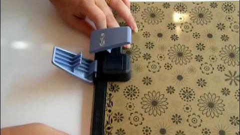 How to use the Corner Border Punch