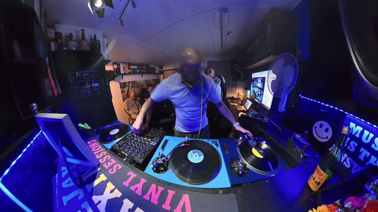 DJ Tizer Tribute Mix | Craig Dalzell Live On 3 Decks - YouTube
