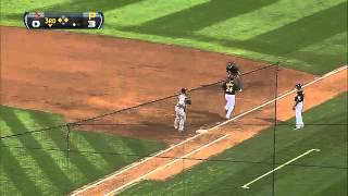 2012/09/04 Altuve turns two