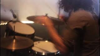 NIN: 1,000,000 live from on stage, Sydney 2.22.09 [HD]