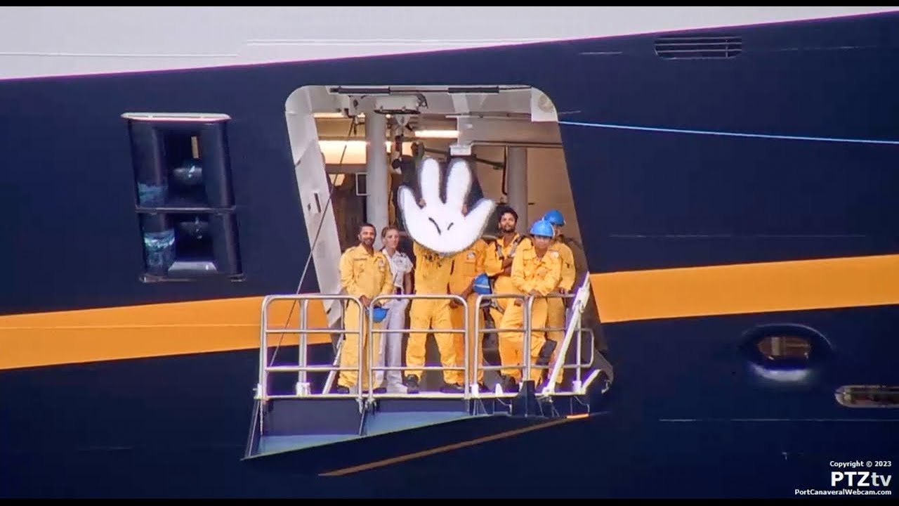 DISNEY WISH Crew Member Wave to Port Canaveral Webcam - 8/18/2023