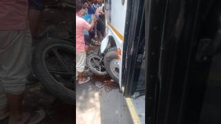 Bike Bus Accident Topsia More In Kolkata/Safe Drive All Drivers