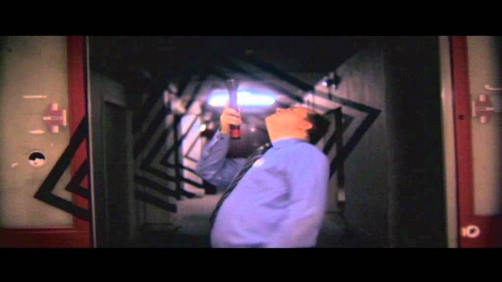 DJ Backdrop - Throw your hands (official music video)