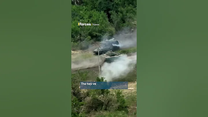 Ukrainian M2 Bradley and Russian BTR-82 face off in close-range clash - DayDayNews