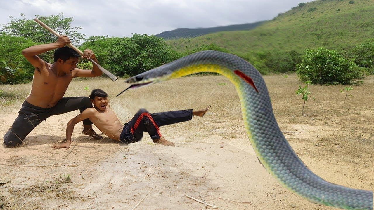 Primitive Technology: Man Make Build Deep Hole Underground Python Trap Using Deep Hole Work 100%