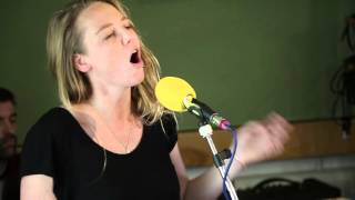 Lissie - I Will Always Love You (Chris Evans Breakfast Show Performance)