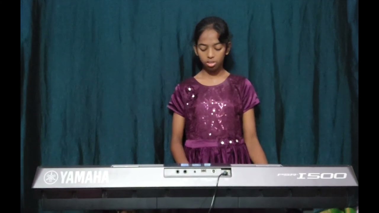 Stotramu chellinchedamu mana yesuke.....🙏🙏🙏 